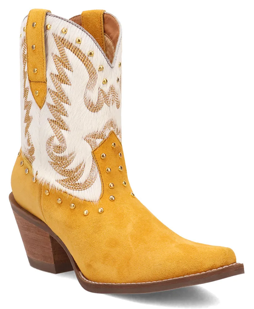 Dingo Women's Rodeo Queen